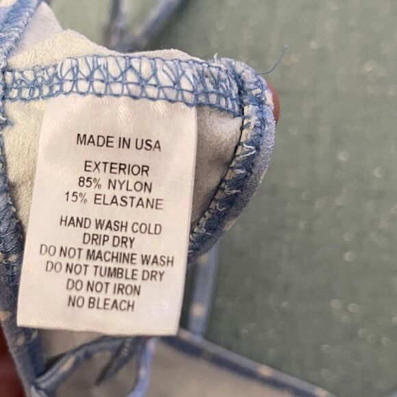 Lisa Marie Fernandez Bikini Top - Picture 6 of 9